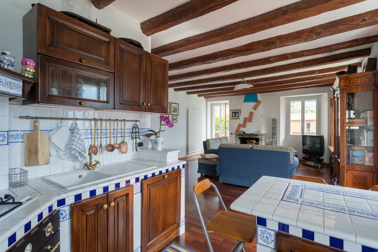 Apartmán Una Terrazza Da Sogno By Rent All Como Carate Urio Exteriér fotografie