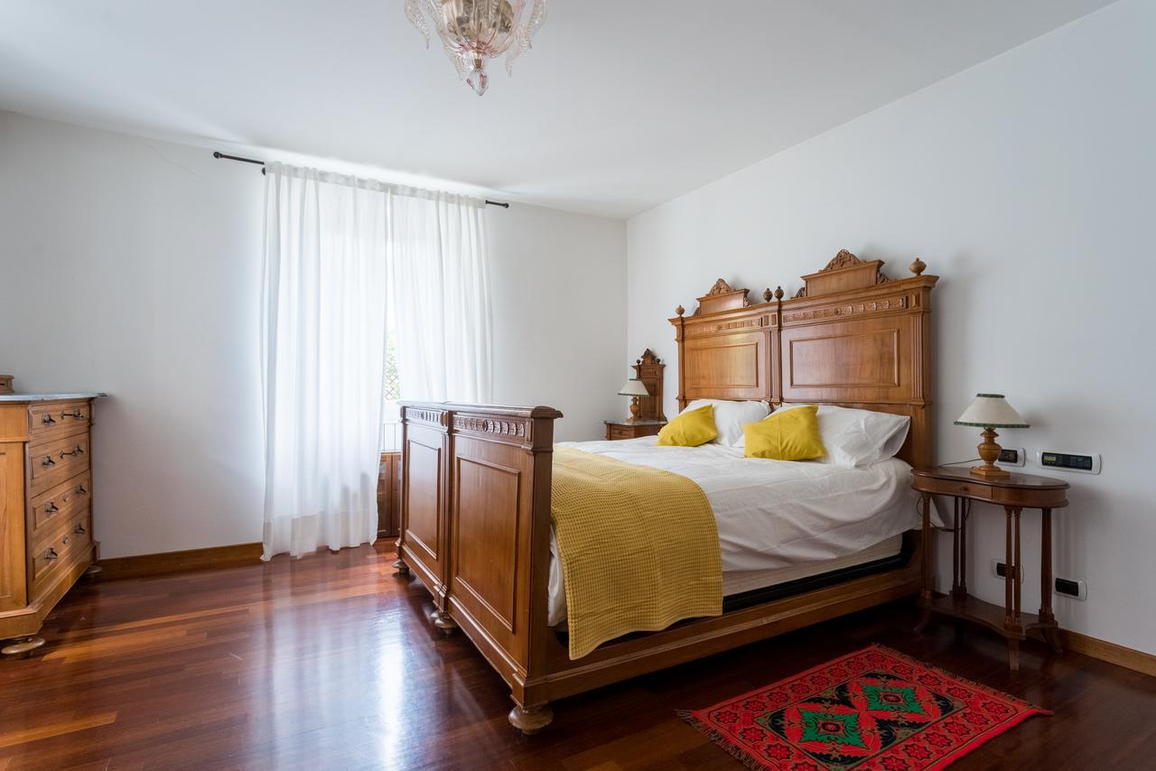 Apartmán Una Terrazza Da Sogno By Rent All Como Carate Urio Exteriér fotografie